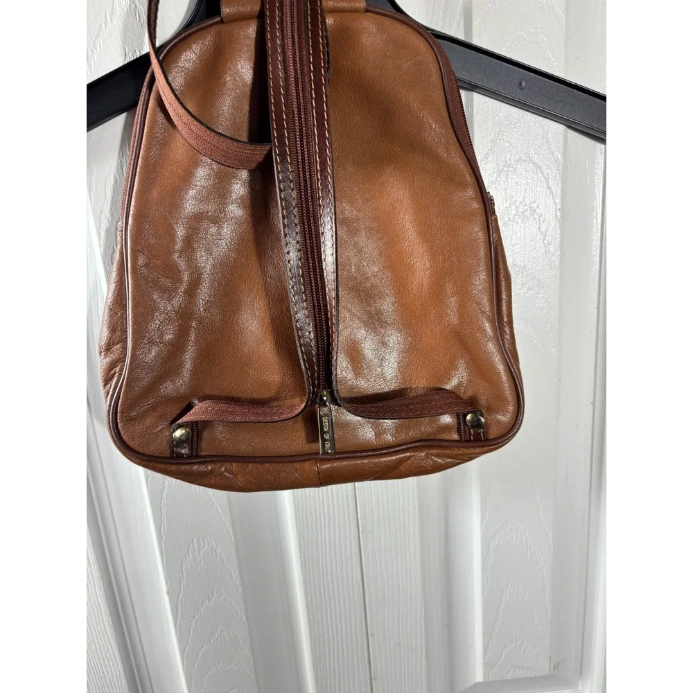 Design of Italy genuine leather